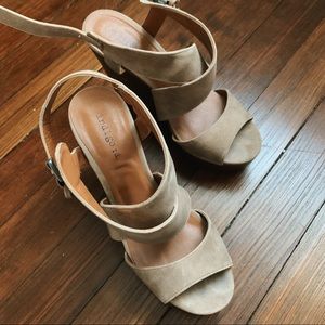 Indigo Tan Wedges